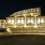 Отель Ionian Emerald Каравомилос