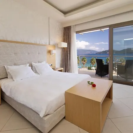 Hotell Ionian Emerald Karavomylos