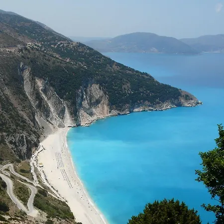 Ionian Emerald 5* Karavómilosz