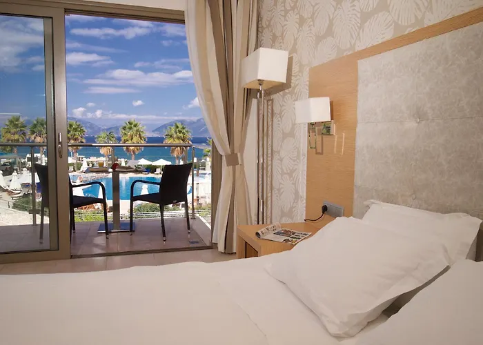 Ionian Emerald 5*